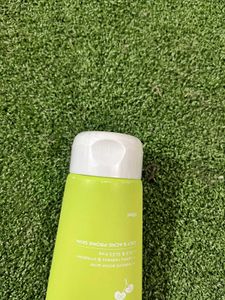 [ PacK Of 2 ] Dot &amp; Key CICA FaceWash for Acne-Pro