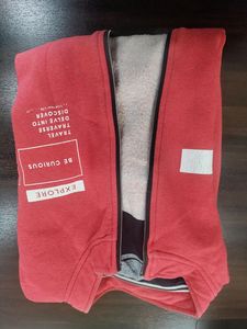 Sweat Shirt