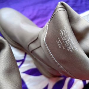 H&amp;M Chelsea Boots
