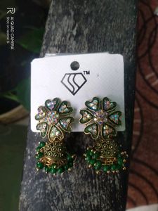 Pack Of 2 Earrings For Women.