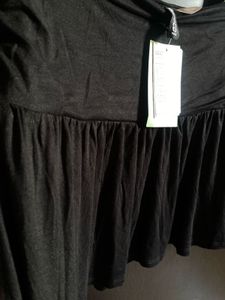 H&amp;M Black Ruffled Skirt