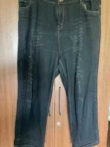Sale ! Black Printed Jeans