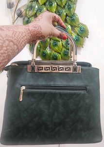 Elegant Green Handbag