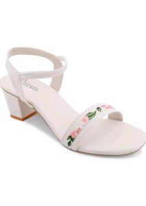White Heels 👠