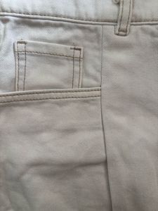 White Cropped Mom- Fit Jeans