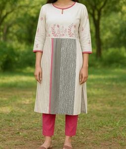 Embroidered Cotton Blend Kurti Set