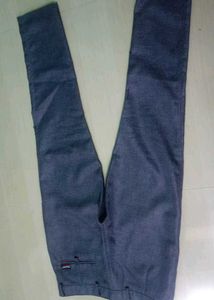 Stylish Men&#39;s Slim Fit Trousers