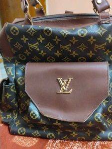 OG LOUIS VUITTON TOTE BAG.(Original)