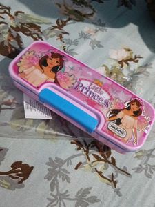 Paras Pencil Box