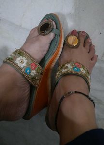 Ethnic Wedge Heels 40