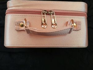 Faces Canada Trousseau Box
