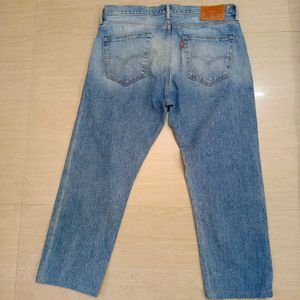 LEVI&#39;S 501 BLUE REGULAR FIT JEANS