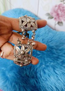 Vintage Floral Silver Bracelet