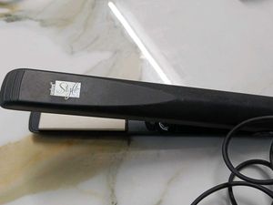 Style Hair Straightener - Black