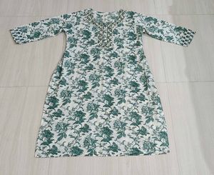 Floral Kurta Set With Pants And Dupatta
