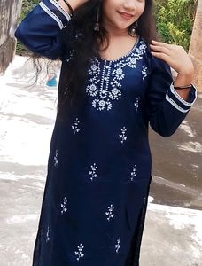 Kurti With Pant. Medium Size. (M)