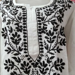 Pure Chikankari Lakhnowi Kurti