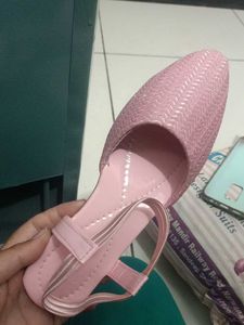 Pink Pointed-Toe Sandals