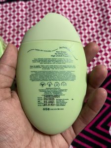 AcneXpert Mattifying Dry Touch Sunscreen