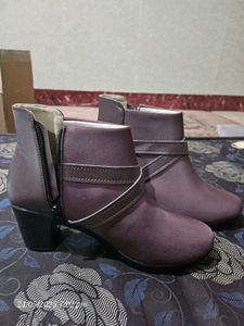 Stylestry Boots Never Used