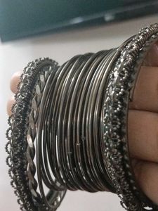 Hoop Earrings with Pearls