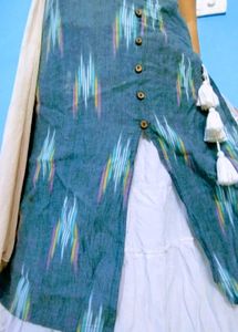 Elegant Printed Kurta And White Skirt