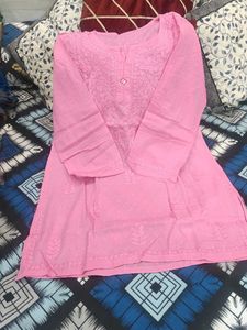 Lucknowi Chikkanari Short Kurta