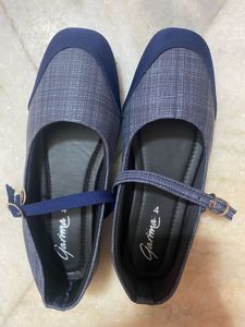 Garima Blue Plaid Mary Janes - Size 4