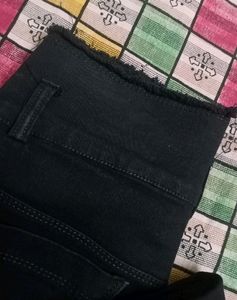 Triple Buttoned Slim Fit Denim Jeans