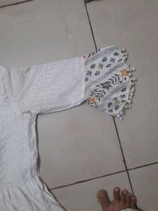 White Embroidered Kurta New