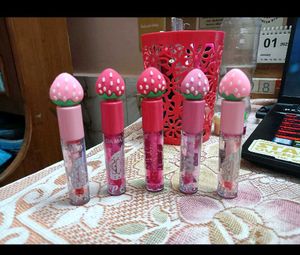 Strawberry Lip Gloss Set