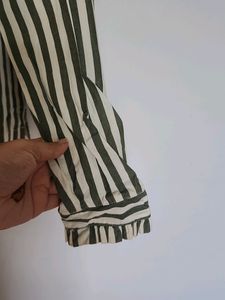 Smart And Comfortable H&amp;M Top