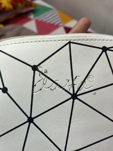 Sling bag