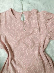 💗Cute Pink Puff Sleeve Top💗