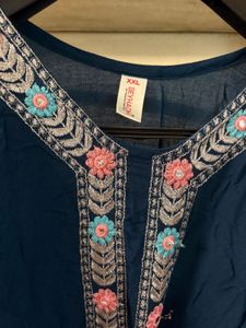 Zari Neck Straight Kurti