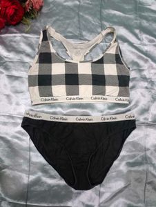 Calvin Klein Lingerie Set