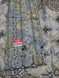 Elegant grey unstichted cotton suit for women