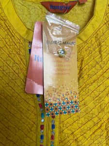Rangriti Kurti