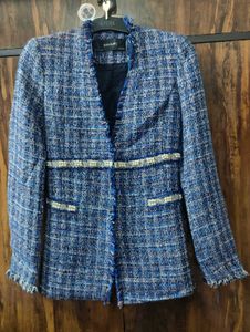 ZARA Tweed Elegance: Chic Blue Blazer