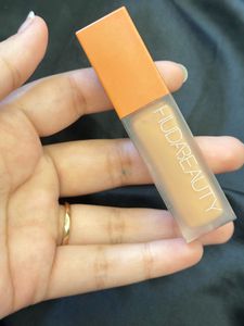Huda beauty peach corrector
