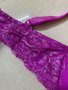 ✨ Authentic Victoria’s Secret Bra – Size 34D