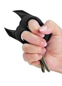 Traditional Knuckle Punch for Hand Use (3764)