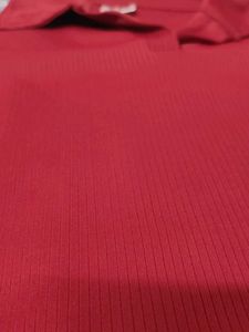 Maroon Collar Crop Top