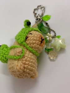 ₊˚⊹౨ cute crochet froggie capybara keychain ৎ ₊˚⊹