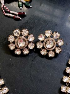 Kiran Polki Neck Set