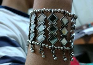 Mirror Work Kada