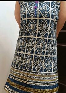 Blue &amp; White Print Sleeveless Top