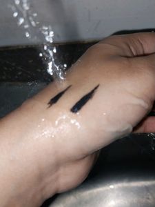 INSIGHT  Matte PROFESSIONAL EYELINER Matt