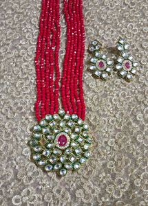 Red Beaded Jewelry Set