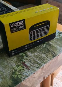 2 New Branded Stylish Speaker